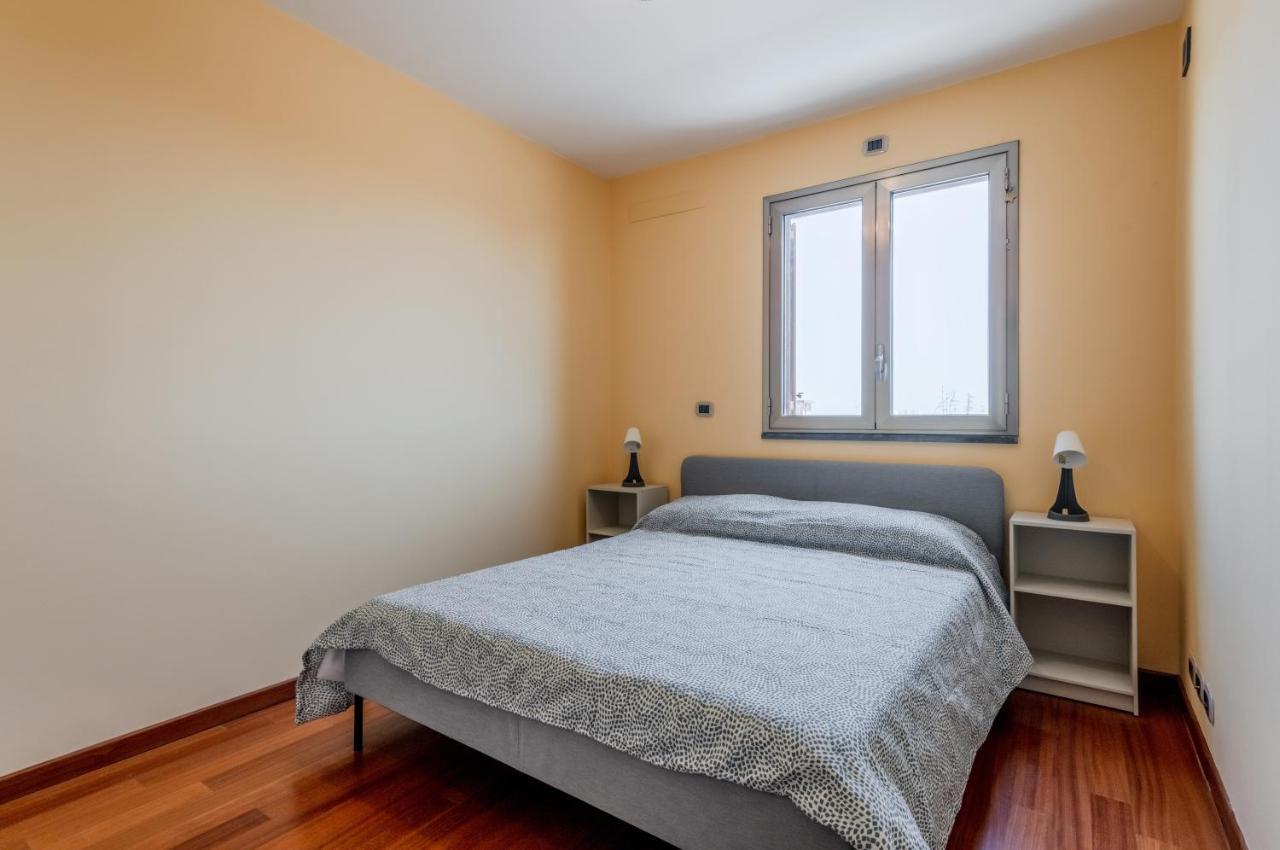 Etna View Superior Flat With Terrace And Jacuzzi Apartment Катания Екстериор снимка