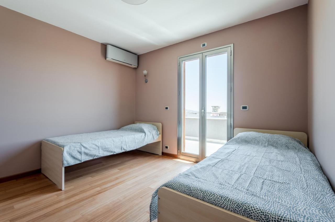 Etna View Superior Flat With Terrace And Jacuzzi Apartment Катания Екстериор снимка